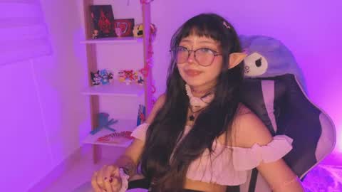 yommi winx online show from August 14, 1:31 am