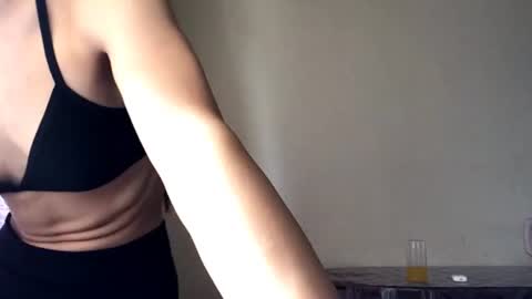 Hey Guys My name is Vivienne online show from September 4, 7:01 am