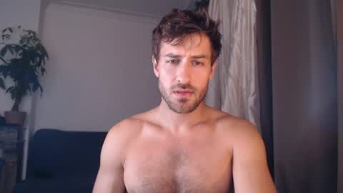 Yoooups online show from July 7, 9:19 pm