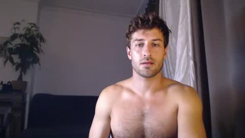 Yoooups online show from July 12, 9:54 pm