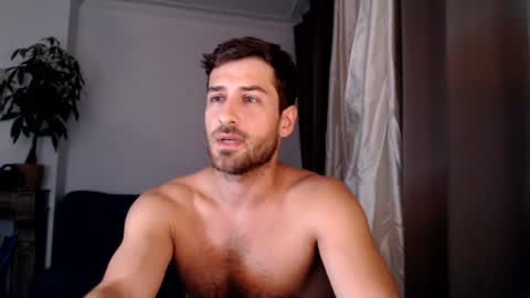 Yoooups online show from August 7, 10:43 pm