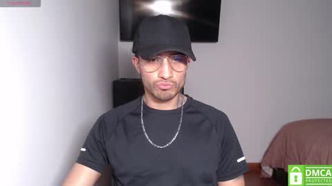 yoshy_man online show from March 12, 5:05 am