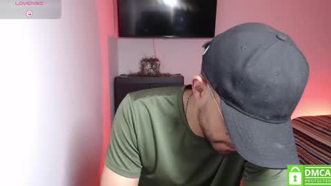 yoshy_man online show from April 22, 2:58 am