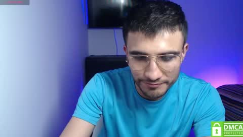 yoshy_man online show from April 29, 3:31 am