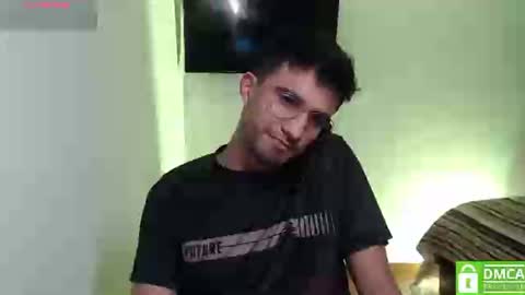yoshy_man online show from June 21, 4:02 am