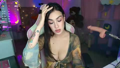 Ana online show from August 4, 12:02 pm
