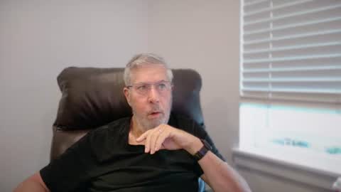 Colorado Guy Straight online show from July 31, 12:44 pm