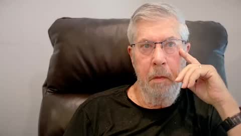 Colorado Guy Straight online show from August 4, 2:03 pm