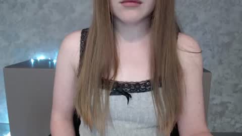 YouLoveFantasy online show from June 14, 2:36 pm