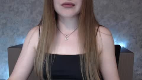 YouLoveFantasy online show from June 15, 4:32 am