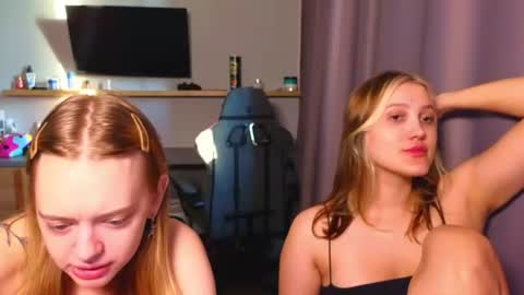 younona online show from July 19, 5:26 pm