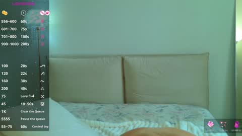 Jasmine online show from August 5, 1:31 pm
