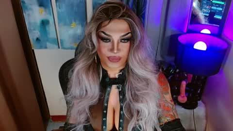 QUEEN MADISON  online show from May 5, 8:21 pm