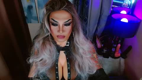 QUEEN MADISON  online show from May 21, 3:58 pm
