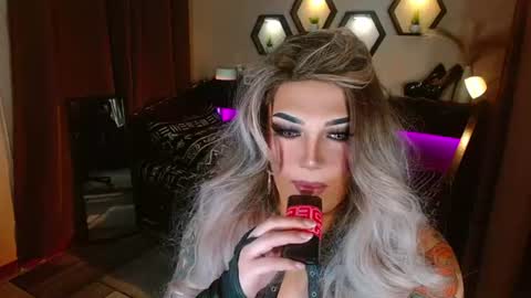 QUEEN MADISON  online show from June 16, 4:49 pm