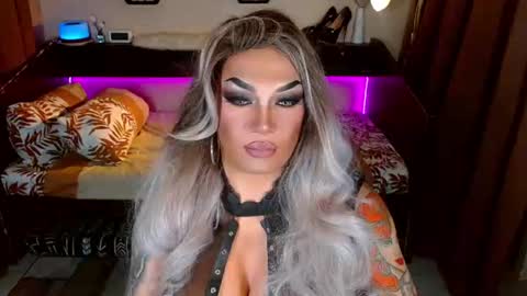 QUEEN MADISON  online show from June 22, 8:20 pm