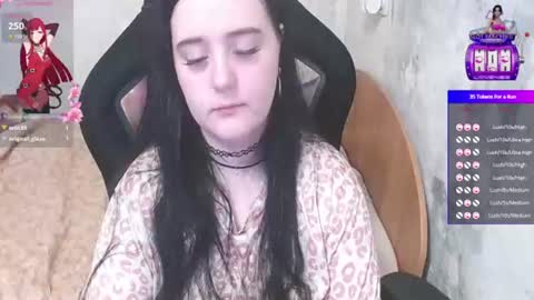 your_8a8y online show from August 3, 4:14 pm