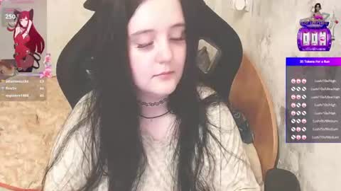 your_8a8y online show from August 4, 7:00 pm