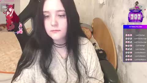 your_8a8y online show from August 5, 3:32 pm