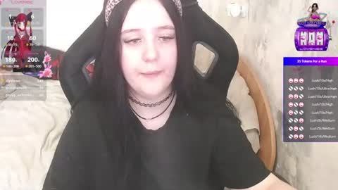 your_8a8y online show from August 7, 11:32 am