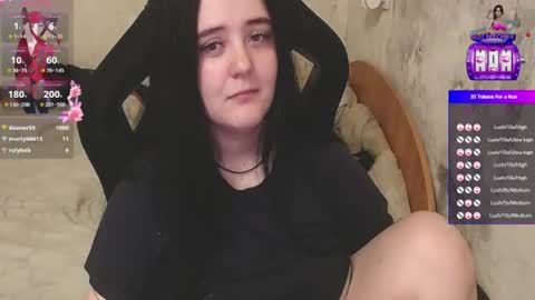 your_8a8y online show from August 9, 8:21 pm