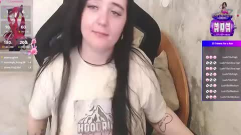 your_8a8y online show from August 12, 8:27 am
