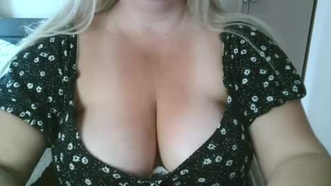 Maria Love online show from July 22, 1:57 pm