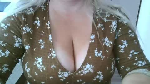 Maria Love online show from August 14, 12:42 pm