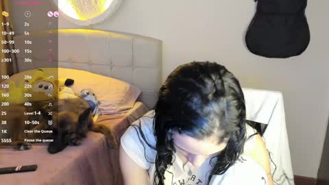 mia3 online show from April 2, 3:58 am