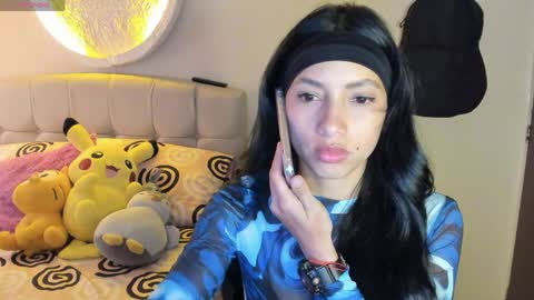mia3 online show from April 10, 5:41 pm