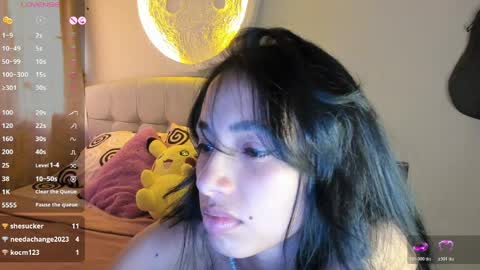 mia3 online show from April 11, 9:15 pm