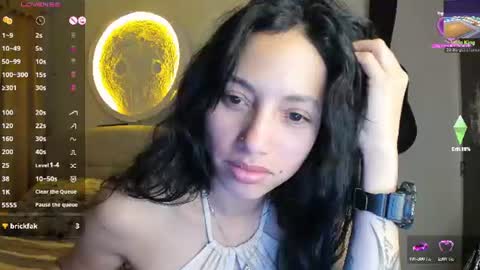 mia3 online show from August 12, 11:40 pm