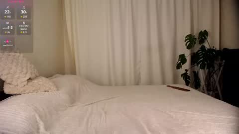 Ginger and Max online show from July 28, 8:48 pm
