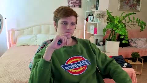 Alex online show from July 27, 8:42 am