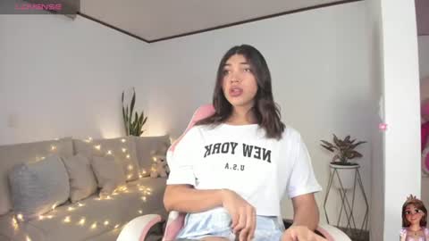 Eliza online show from June 11, 10:38 pm