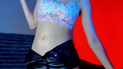 your_favorite_model_ online show from July 24, 6:55 pm