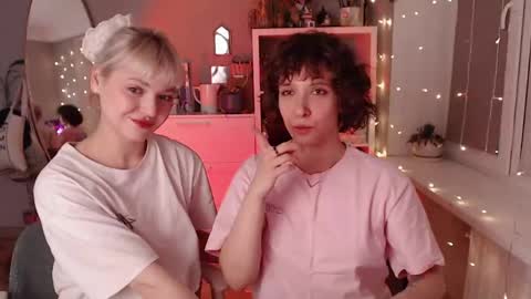 Alex and  Kara  online show from April 7, 5:29 pm