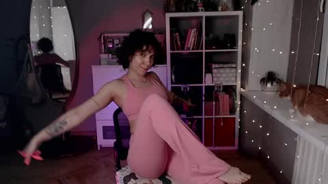 Alex and  Kara  online show from April 14, 9:22 pm