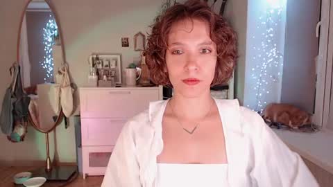 Alex and  Kara  online show from August 9, 9:49 pm