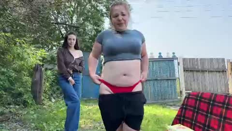 DariaIf u miss me text me offline on Fansly  online show from August 17, 6:18 am