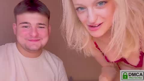 your_molly_mark online show from July 5, 11:19 pm