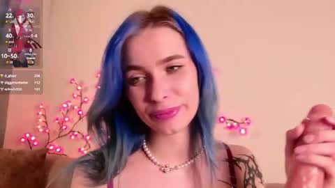 your_night_fury online show from August 14, 9:18 pm