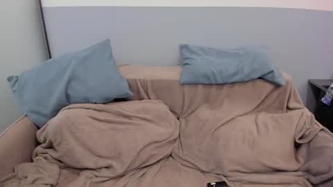 your_shy_guy online show from July 2, 6:14 am