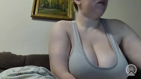 Roxy online show from July 13, 9:20 pm