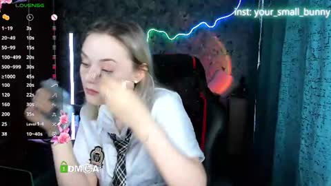 Molly online show from August 2, 2:07 am
