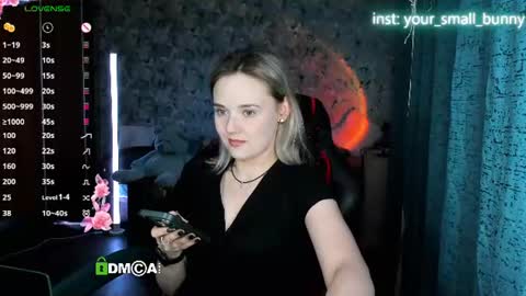 Molly online show from August 4, 5:37 am