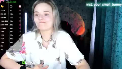 Molly online show from August 7, 4:23 am