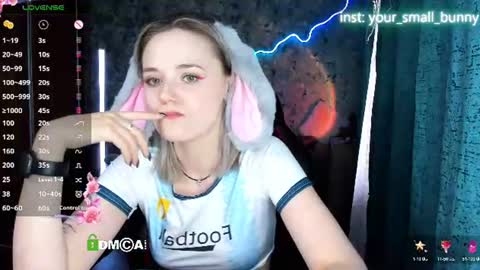 Molly online show from August 9, 5:19 am