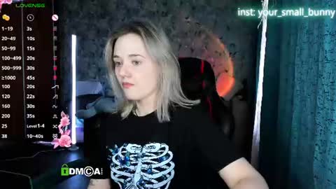 Molly online show from August 14, 6:50 am