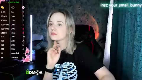 Molly online show from August 14, 7:56 am